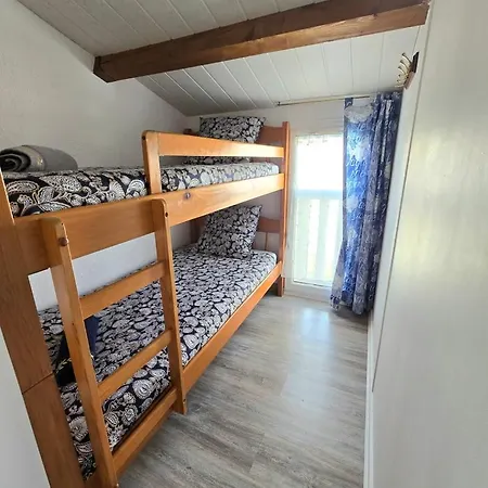 Santolines : Charmante Maisonnette Avec Piscine Proche Etang *