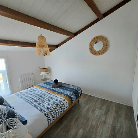 Santolines : Charmante Maisonnette Avec Piscine Proche Etang Marseillan (Herault)