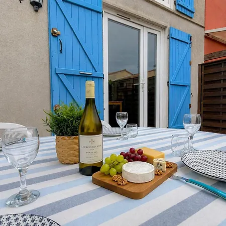 Petit Cocon, Parking Et Piscine A Pensjonat 4*