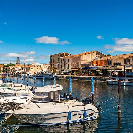 Pensjonat Petit Cocon, Parking Et Piscine A 4*